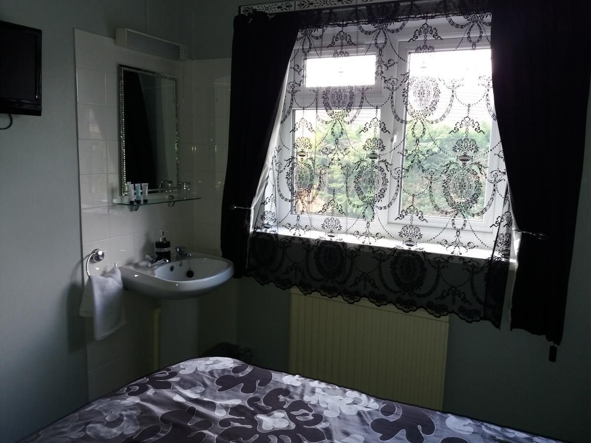 Lynn Hill Guest House Dereham Exterior foto
